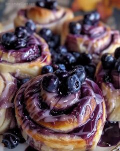 Blueberry Cinnamon Rolls Recipe
