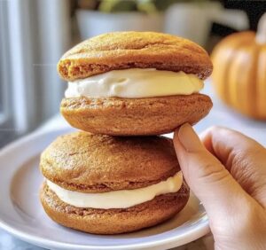 Pumpkin Whoopie Pies Maple Cream Cheese Recipe