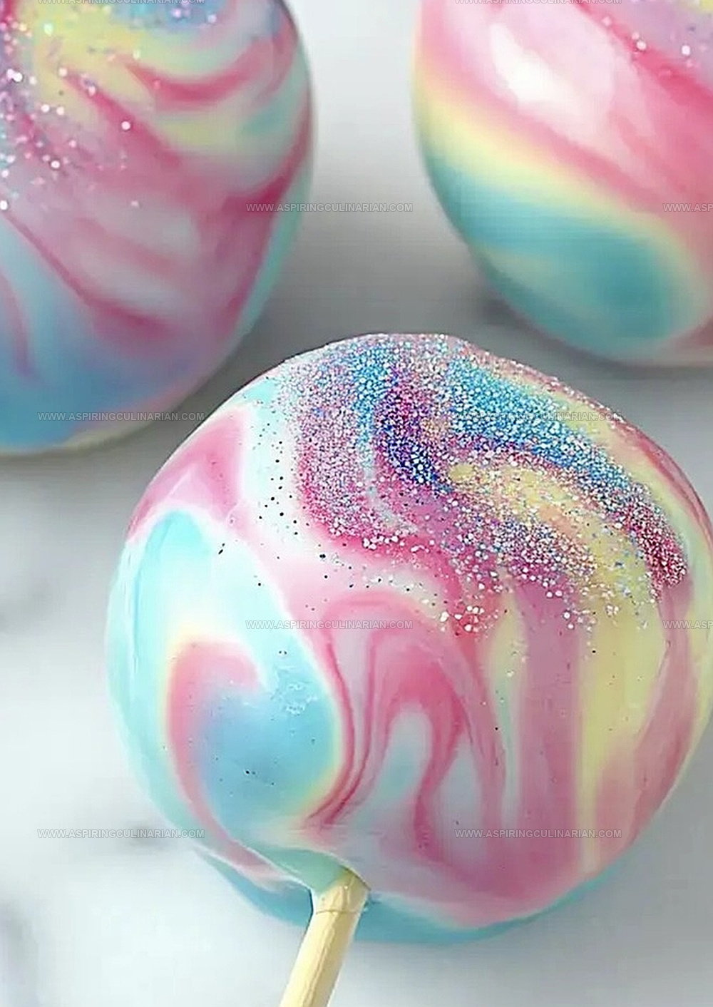 Dreamy Cotton Candy Swirl Candy Apples Recipe for Sweet Treats