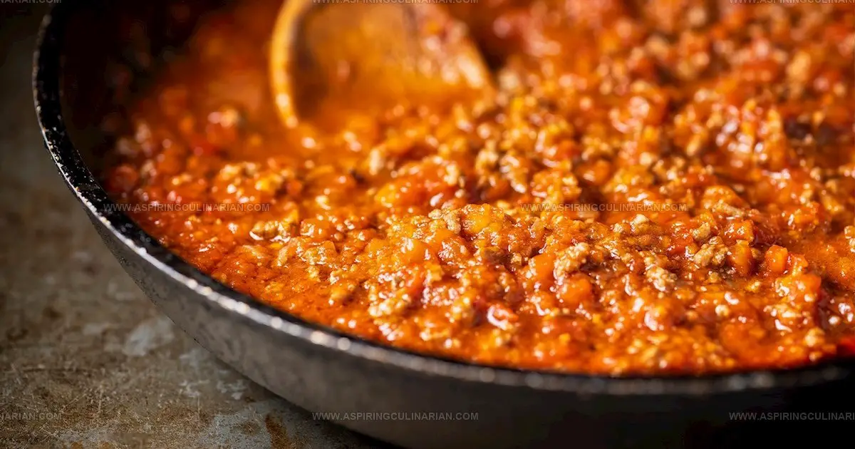 21 Tasty European Meat Sauces That Bring Magic to Meals