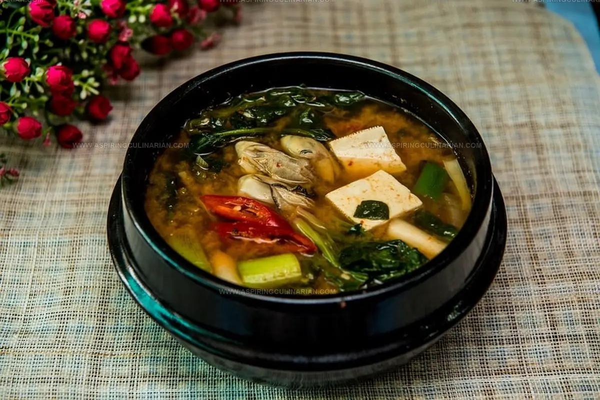 What Does Miso Soup Taste Like? Exploring This Savory Bowl