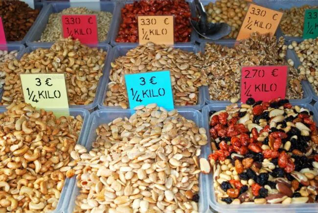How Can You Choose and Store Mixed European Nut Blends for Baking?