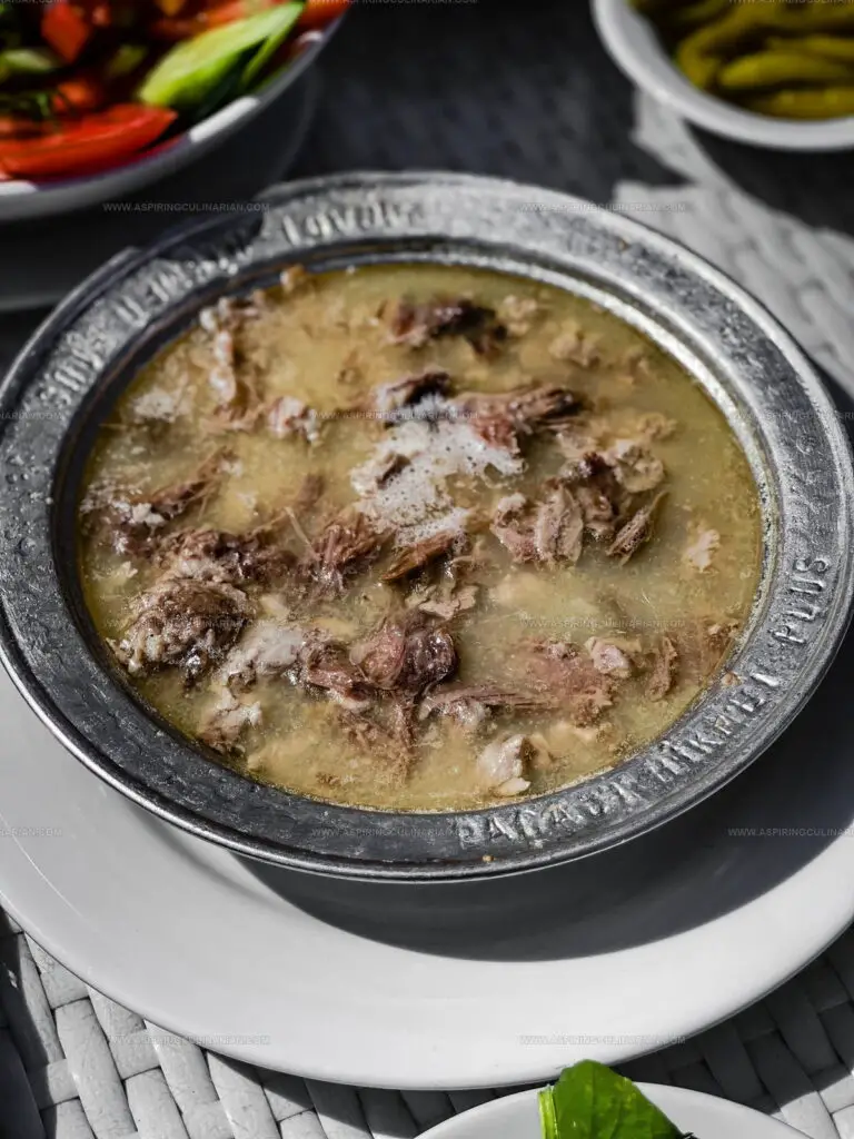 4 Beef Base Replacements That Add Depth to Dishes